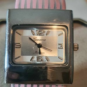 🦋10/$20🦋 Geneva #6557 Silver/Pink Women's Cuff Watch